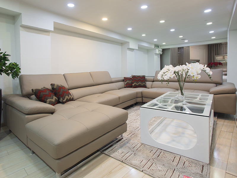 Cách đánh bại mọi vết xước trên bàn kính sofa