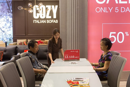 Những mẫu bàn ăn nhập khẩu nổi bật tại COZY