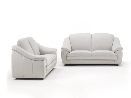 Nên mua sofa loại nào: Da hay nỉ?