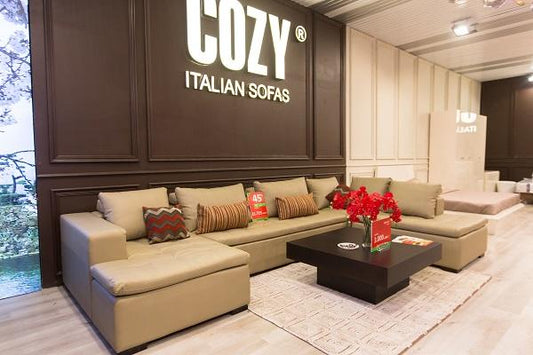 Muôn vàn tuyệt chiêu biến tấu của chị em nội trợ khi ghế sofa bị rách