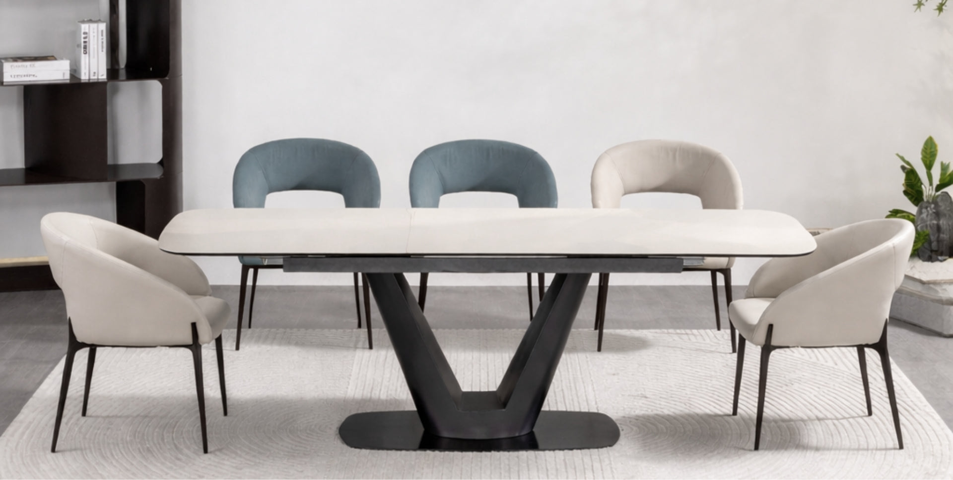 Bàn Ăn Nhập Khẩu Miriam